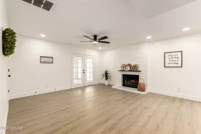 1410 W Impala Avenue, Mesa, AZ 85202 - Photo 8