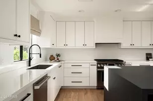 3612 E Pierson St, Phoenix, AZ 85018 - Photo 10