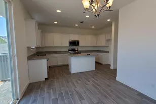 5463 S Dillon Circle, Mesa, CA 85212 - Photo 2