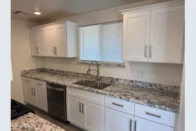 3011 W Highland Avenue, Phoenix, AZ 85017 - Photo 4