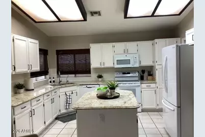 7633 W Kristal Way, Glendale, AZ 85308 - Photo 8