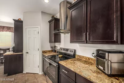 6757 W Tether Trail, Peoria, AZ 85383 - Photo 18