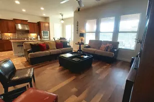 21212 N 38th Pl, Phoenix, AZ 85050 - Photo 10