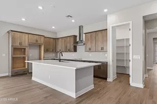 15654 W Voltaire St, Surprise, AZ 85379 - Photo 2