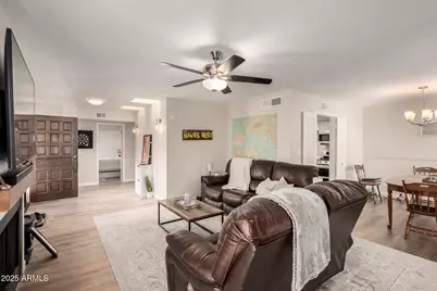 8214 N 21st Drive #A208, Phoenix, AZ 85021 - Photo 8