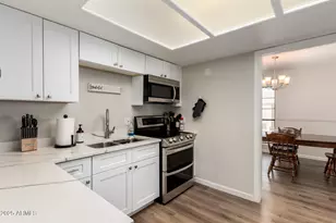 8214 N 21st Dr, Phoenix, AZ 85021 - Photo 12