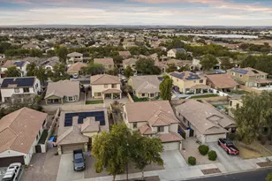 14096 W Larkspur Dr, Surprise, AZ 85379 - Photo 46