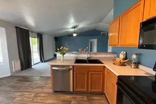 2056 E San Tan Ct, Gilbert, AZ 85296 - Photo 12