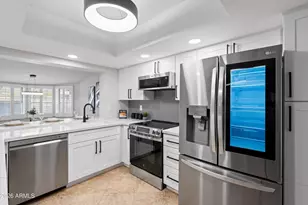 1155 E Village Cir Dr N, Phoenix, AZ 85022 - Photo 14