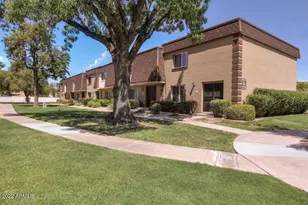 8482 E Chaparral Rd, Scottsdale, AZ 85250 - Photo 1