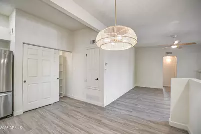 7300 N Dreamy Draw Drive #202, Phoenix, AZ 85020 - Photo 12