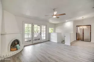 7300 N Dreamy Draw Dr, Phoenix, AZ 85020 - Photo 8