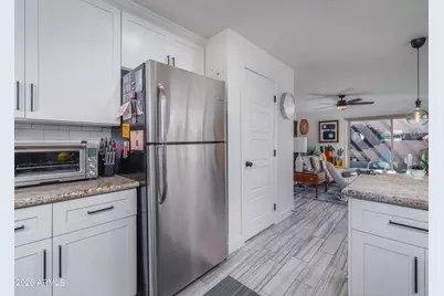 8145 N Central Avenue #17, Phoenix, AZ 85020 - Photo 16