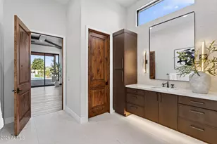 9892 E Charter Oak Rd, Scottsdale, AZ 85260 - Photo 36