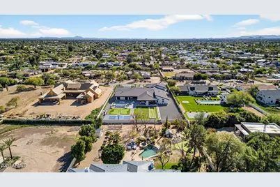 9892 E Charter Oak Road, Scottsdale, AZ 85260 - Photo 94