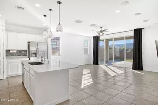 1313 E Glass Ln, Phoenix, AZ 85042 - Photo 10