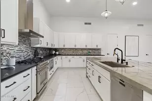 10386 N 110th Pl, Scottsdale, AZ 85259 - Photo 14