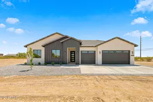 28243 N 220th Dr, Wittmann, AZ 85361 - Photo 2