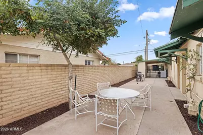 5702 W Vista Avenue, Glendale, AZ 85301 - Photo 12