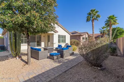 757 W Twin Peaks Parkway, San Tan Valley, AZ 85143 - Photo 24