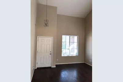 17480 W Mauna Loa Lane, Surprise, AZ 85388 - Photo 4