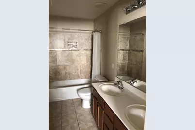 17480 W Mauna Loa Lane, Surprise, AZ 85388 - Photo 8