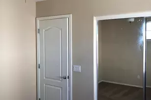 17480 W Mauna Loa Ln, Surprise, AZ 85388 - Photo 10