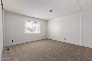 25428 S Wyoming Ave, Sun Lakes, AZ 85248 - Photo 14