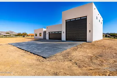 8321 N Wild Thistle Place, Casa Grande, AZ 85194 - Photo 2