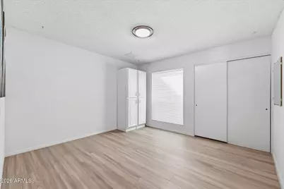 712 W Loughlin Drive, Chandler, AZ 85225 - Photo 28