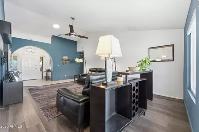 712 W Loughlin Drive, Chandler, AZ 85225 - Photo 8