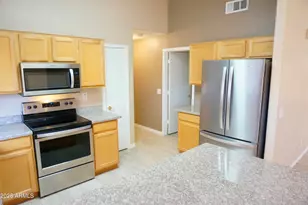 3033 E Hononegh Dr, Phoenix, AZ 85050 - Photo 16