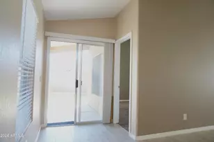 3033 E Hononegh Dr, Phoenix, AZ 85050 - Photo 20