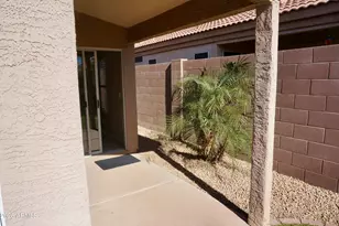 3033 E Hononegh Dr, Phoenix, AZ 85050 - Photo 40