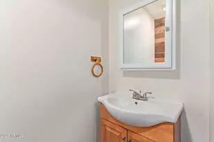 1640 E La Jolla Dr, Tempe, AZ 85282 - Photo 12