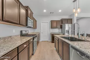 696 W Glen Canyon Dr, San Tan Valley, AZ 85140 - Photo 6