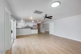 1722 E Broadmor Dr, Tempe, AZ 85282 - Photo 8