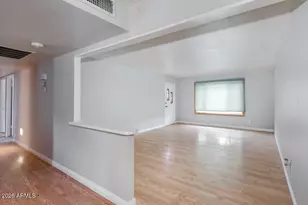 1722 E Broadmor Dr, Tempe, AZ 85282 - Photo 4