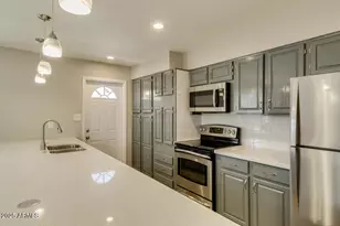 332 E Malibu Dr, Tempe, AZ 85282 - Photo 10