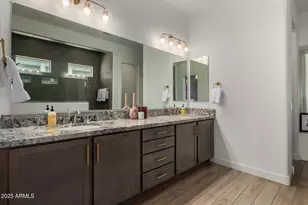 26121 N 19th Ln, Phoenix, AZ 85085 - Photo 10