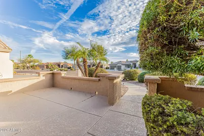 16432 W Quarry Court, Surprise, AZ 85374 - Photo 8