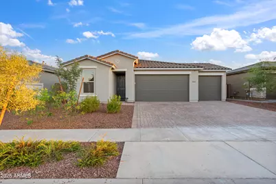 17829 W Red Fox Road, Surprise, AZ 85387 - Photo 2