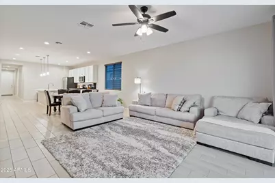 17829 W Red Fox Road, Surprise, AZ 85387 - Photo 6