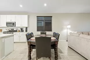 17829 W Red Fox Rd, Surprise, AZ 85387 - Photo 10