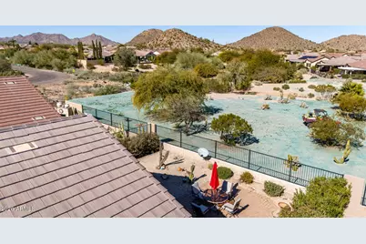 328 W Peak Place, San Tan Valley, AZ 85143 - Photo 4