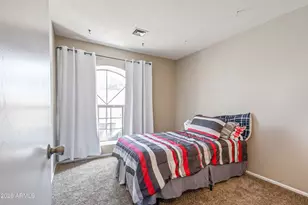 230 S Hazelton Dr, Chandler, AZ 85226 - Photo 26