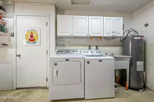 230 S Hazelton Dr, Chandler, AZ 85226 - Photo 28