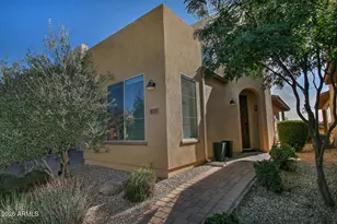 825 E Cobble Stone Dr, Queen Creek, AZ 85140 - Photo 2