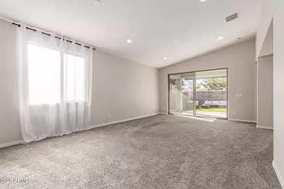 13500 N 174th Lane, Surprise, AZ 85388 - Photo 16