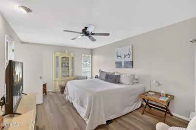 15617 N Cameo Drive, Sun City, AZ 85351 - Photo 16